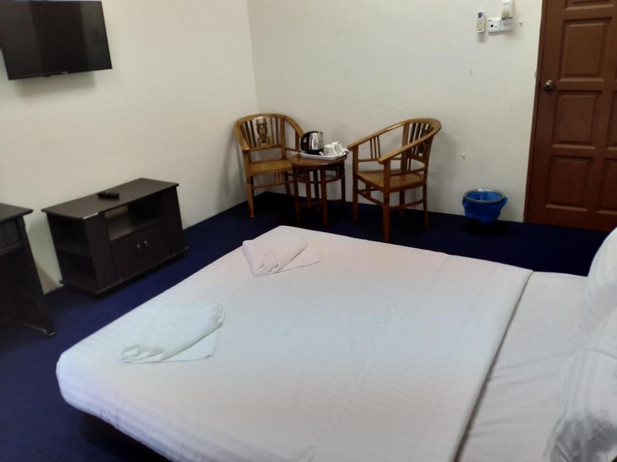 Maidam Inn Jertih ภายนอก รูปภาพ