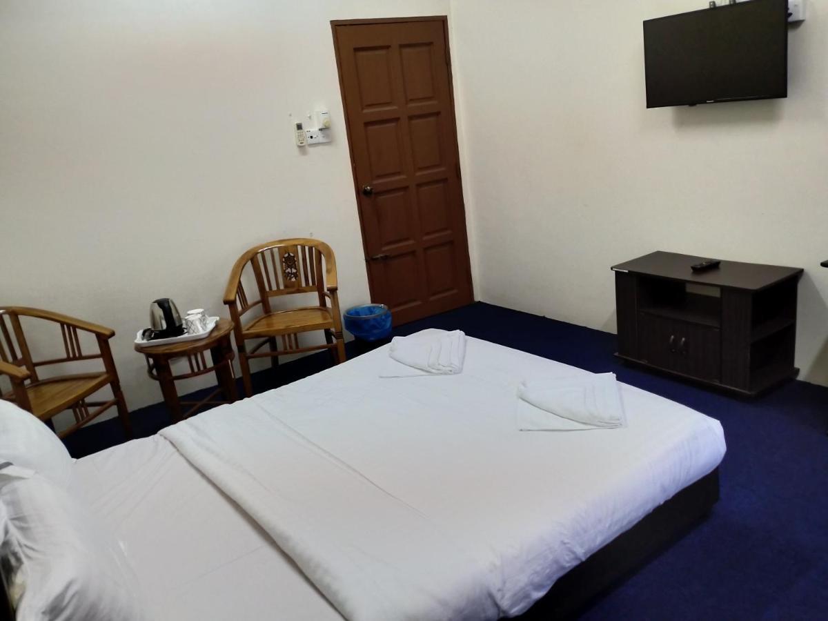 Maidam Inn Jertih ภายนอก รูปภาพ
