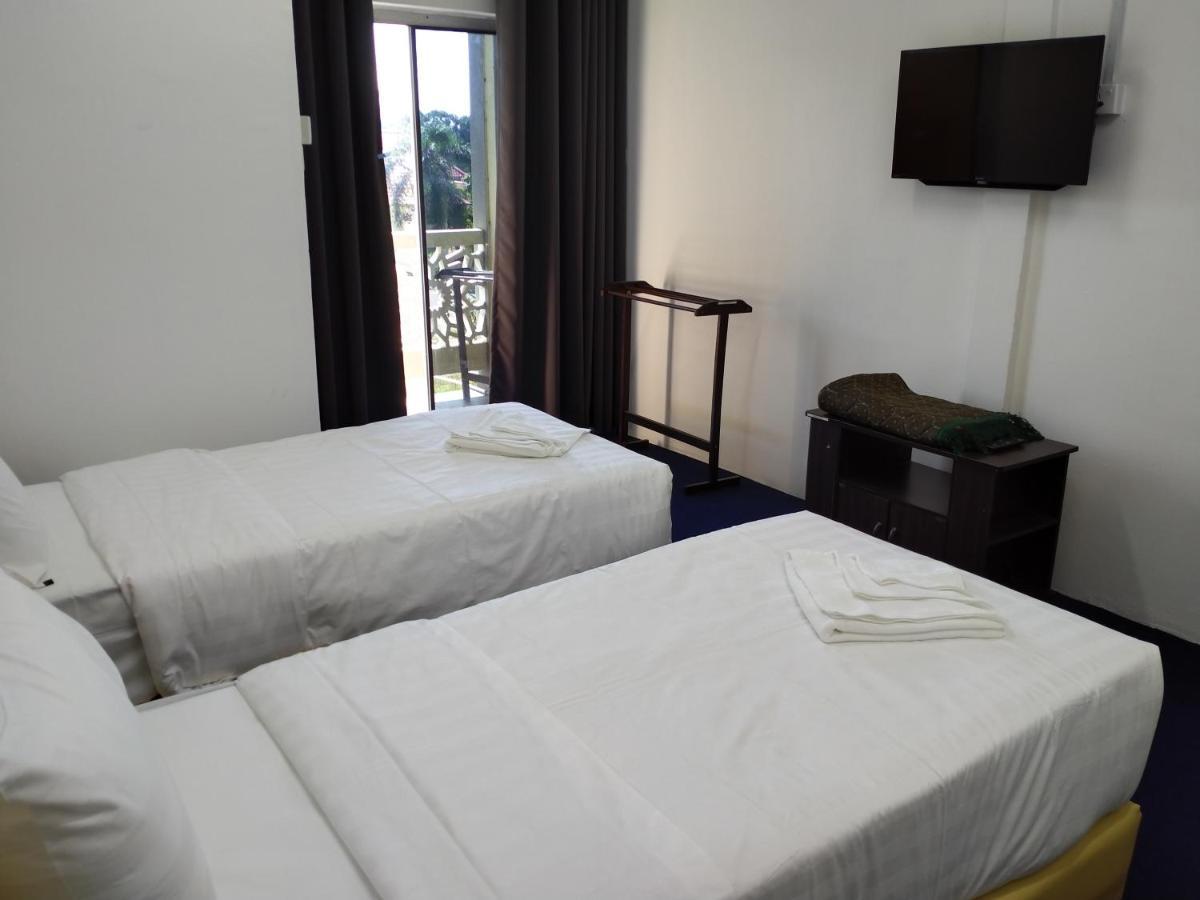 Maidam Inn Jertih ภายนอก รูปภาพ